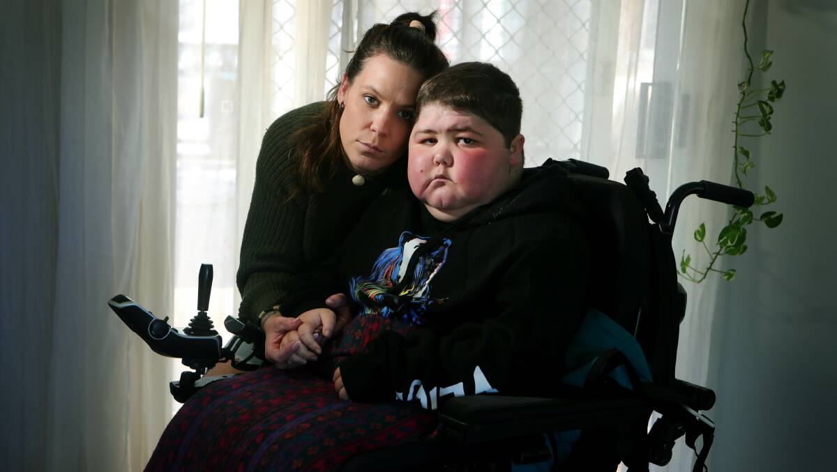 Help them: Oak Flats mum Bec Darby, 33, and her son Hunter, 14. Picture: Sylvia Liber.