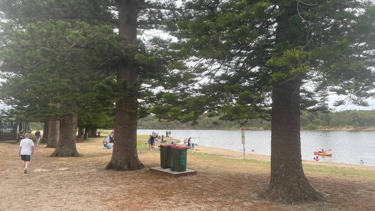 NSW Ambulance confirmed two children had gotten into trouble in the water near Stuart Park, North Wollongong. Picture by Grace Crivellaro.