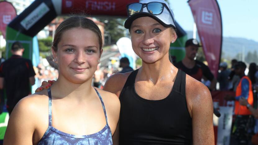 Zoe Bayo with Australian Olympian Jessica Hull at the MMJ Aquathon. Picture by Rob Peet.