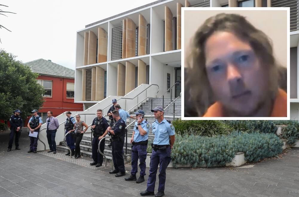 Colin Robert Dunque (inset) allegedly refused to leave Wollongong courthouse on January 23. He is now facing four charges. Pictures by ACM, supplied