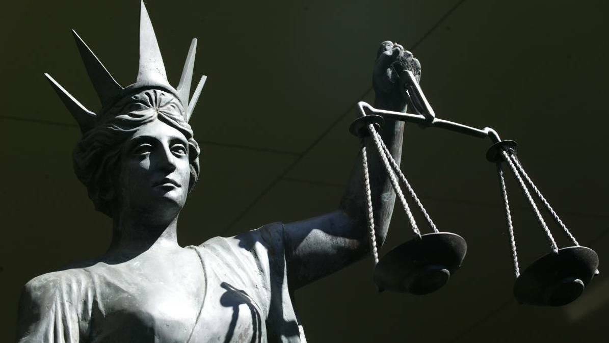 Sex offender extradited from SA for historic sexual offence in Illawarra home