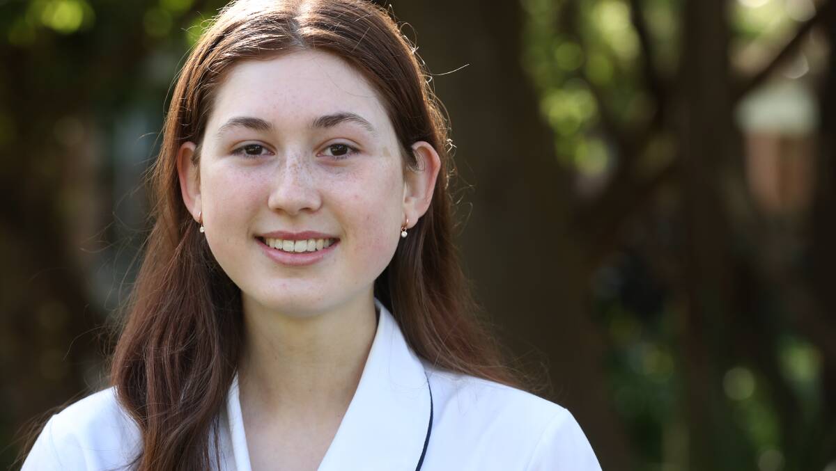 Figtree High School HSC student, Mackenzie Thew. Picture by Robert Peet.