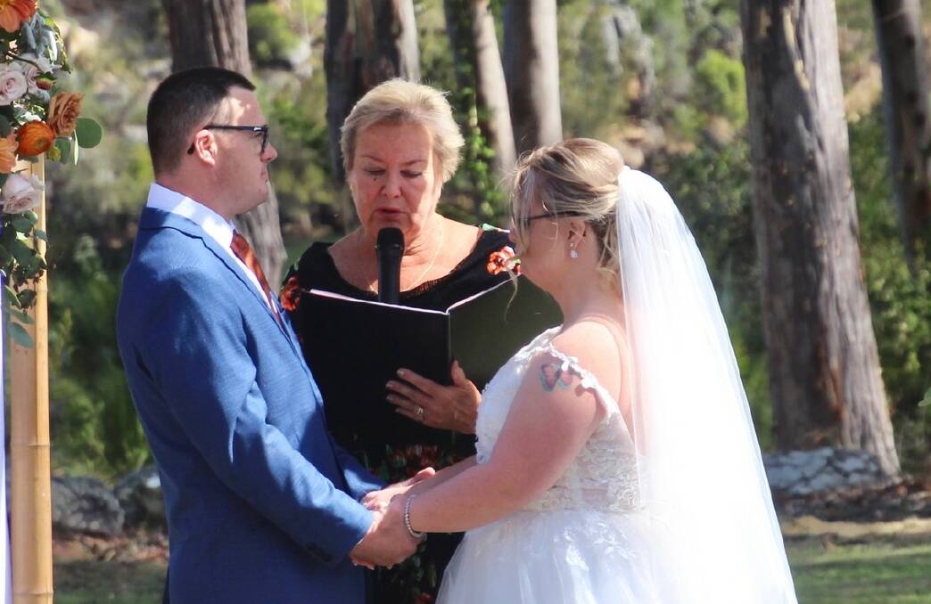 Luke Meehan and Samantha Keith wed at Longreach beside the Shoalhaven River. Picture supplied.