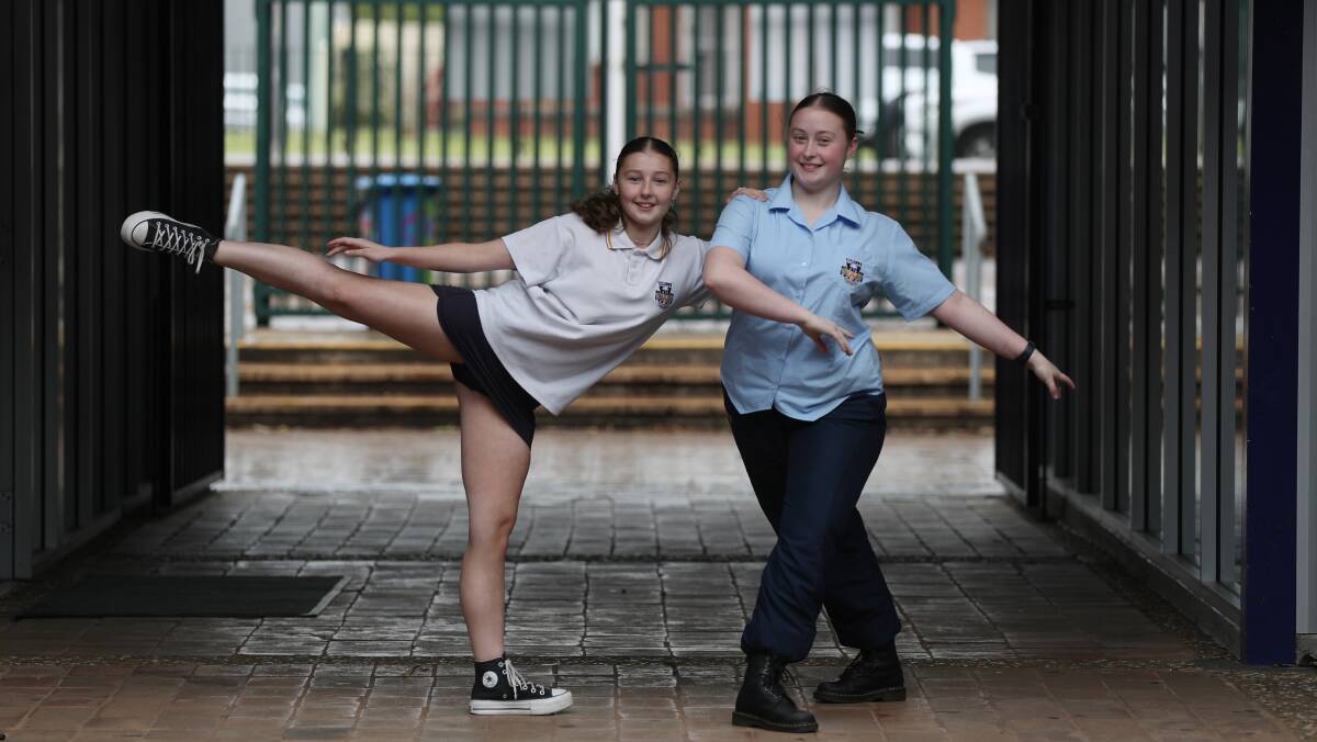 Warilla High School students Cianna Little, Year 9 and Annika Little, Year 11. Picture by Robert Peet