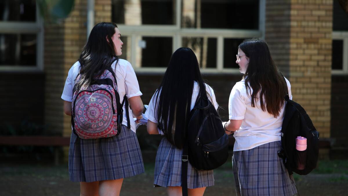 Year 12 students at Keira High School before the HSC exams started. Picture by Sylvia Liber