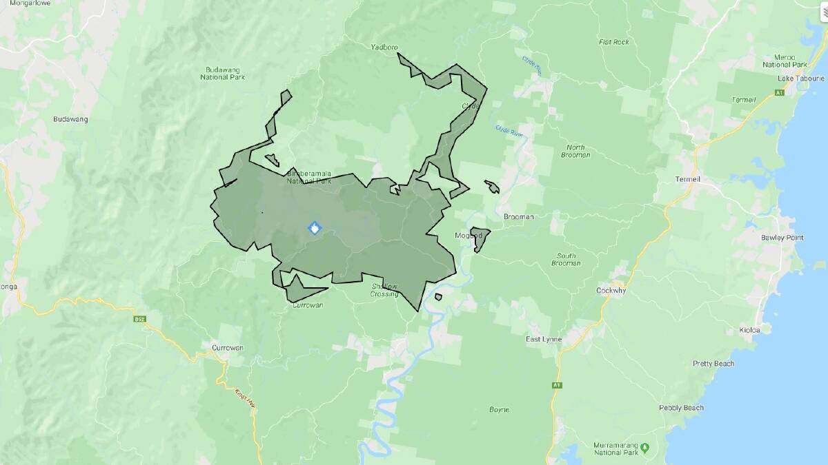 Shoalhaven bushfire upgraded to Emergency, residents told to prepare
