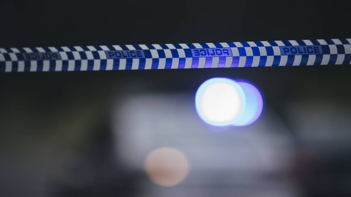 Child, woman flee Thirroul home after men with guns force entry: police