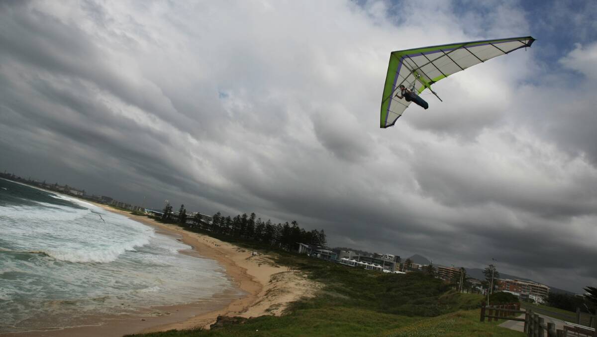 Damaging winds are expected to hit the Illawarra on Thursday. Picture: Ken Robertson