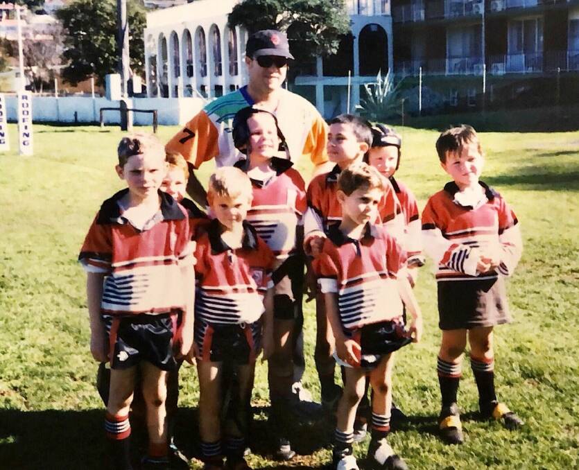 Paul Atkins coaching Tom's (front) under sevens Knights side. Picture: Supplied