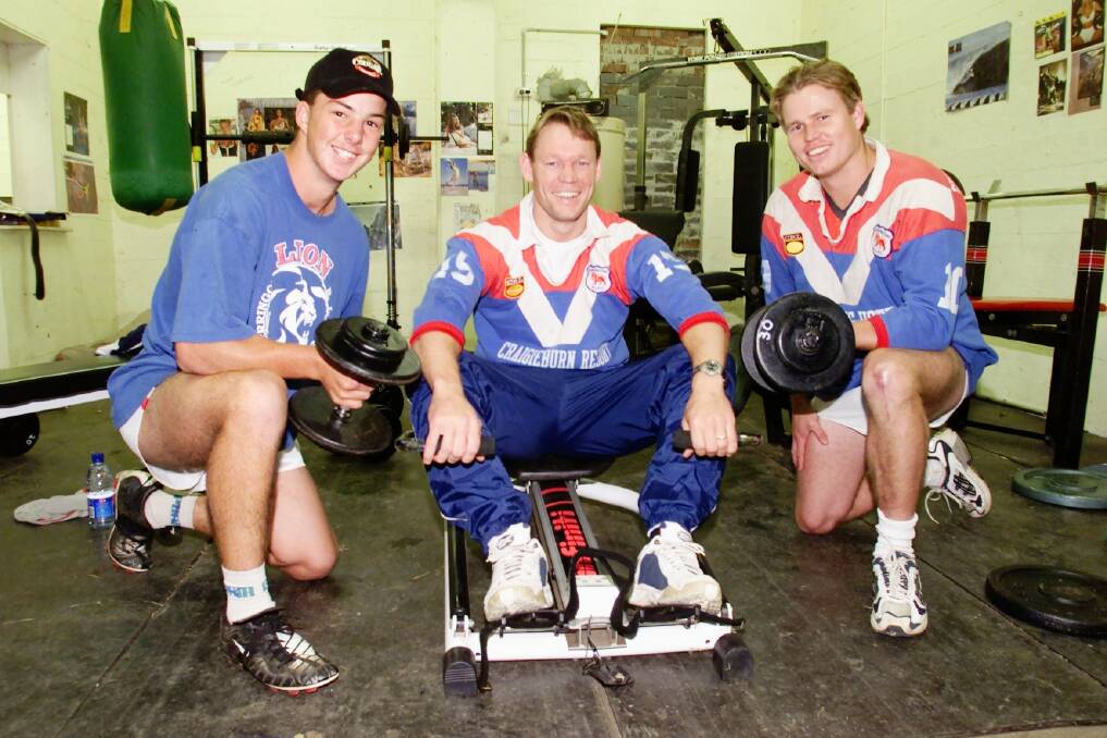 Former Steelers great Rod Wishart with Greg Sharpe and Peter Quine at Gerringong training. Photo: Ken Robertson