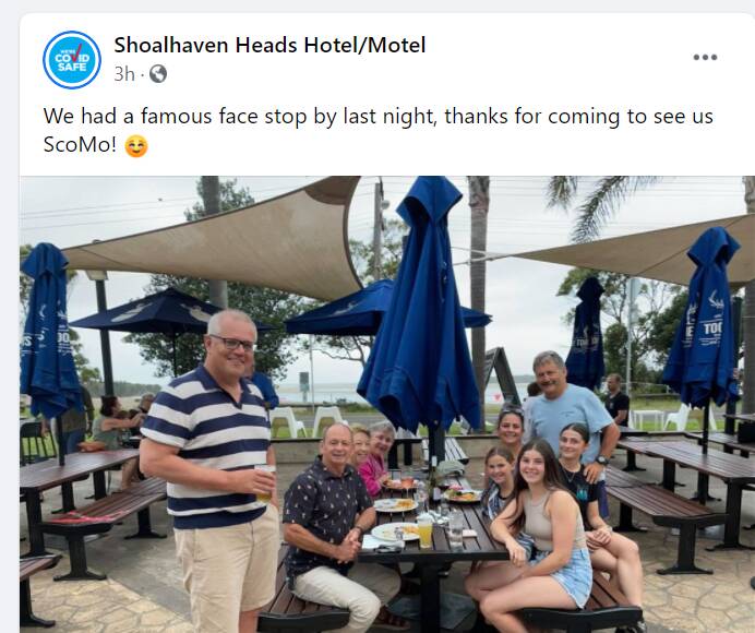 The PM mixes it with locals on Thusrday evening at the Shoalhaven Heads Hotel. Photo: Facebook