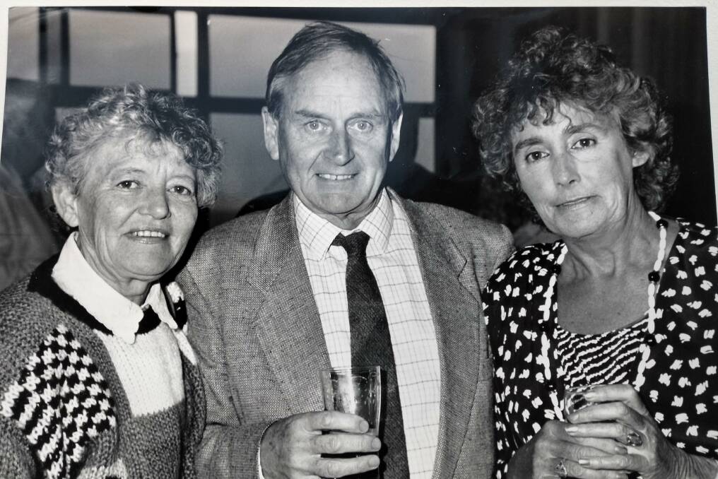 Paddy Ginnane with wife Pat (right) and Vall Fell at his farewell party from the Mercury in 1988.