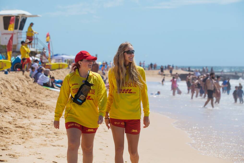 Help: Bulli surf club members Jacqueline Dreghorn and Kaia Brienen. COVID has hit the number of volunteers able to patrol. Picture: Wesley Lonergan