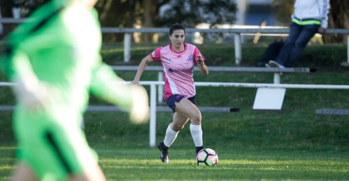 EXCITED: Talitha Kramer in action for the Illawarra Stingrays in 2017. Picture: Georgia Matts