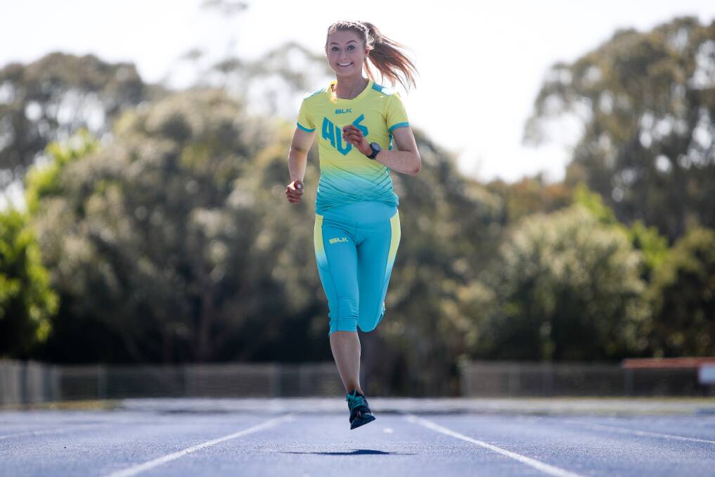 ON TRACK: Albion Park middle distance runner Jessica Hull. Picture: Adam McLean