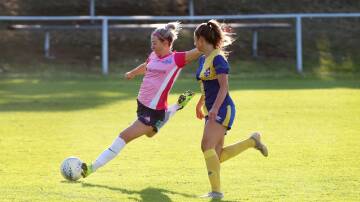 KICK: Erica Halloway in action against University in 2019. Picture: Sylvia Liber