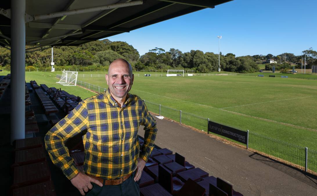 Ex-Wollongong Wolves staff member and current Central Coast Mariners mental coach Ezio Mormile returned to visit Albert Butler Park on Saturday. Picture by Adam McLean