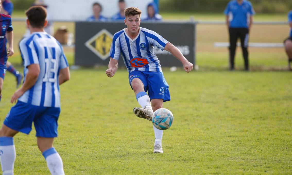 MOVING FORWARD: Kyle Kirkland scored a goal for the Blueys against Woonona on Saturday. Picture: Anna Warr