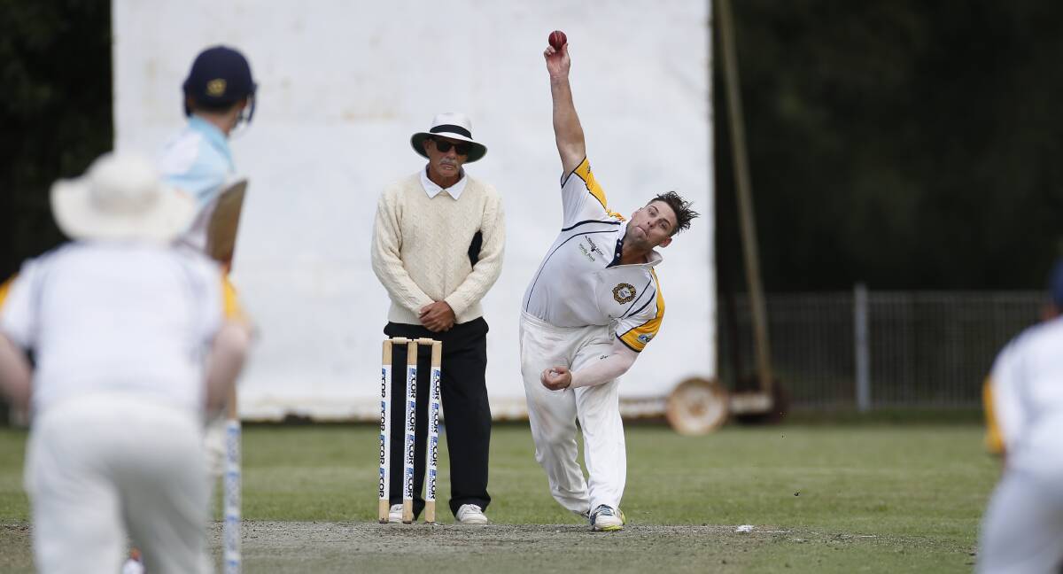 Kerrod White bowling for Lake Illawarra earlier this year. Picture: Anna Warr