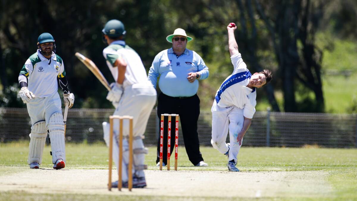 ON TARGET: Shellharbour bowler Jake Barker sends one down against Albion Park on Saturday. Picture: Anna Warr