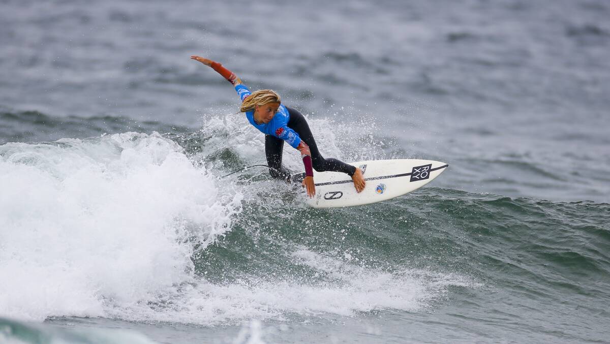 Keira Buckpitt remains in the hunt for the open women's title. Picture: Anna Warr