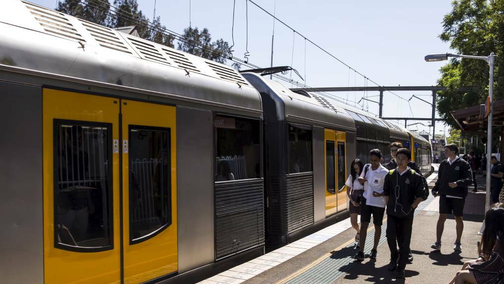 Grass fires cause train delays on South Coast line