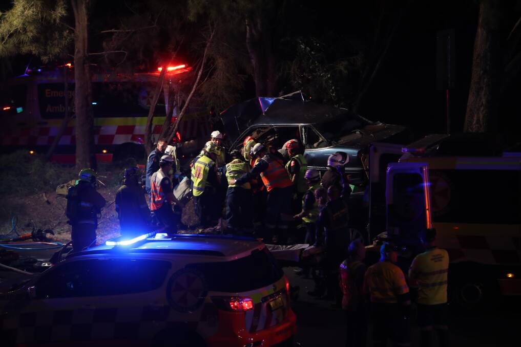 Multiple people have been injured in a serious car crash on the M1 Princes Motorway near Figtree. Pictures: Sylvia Liber