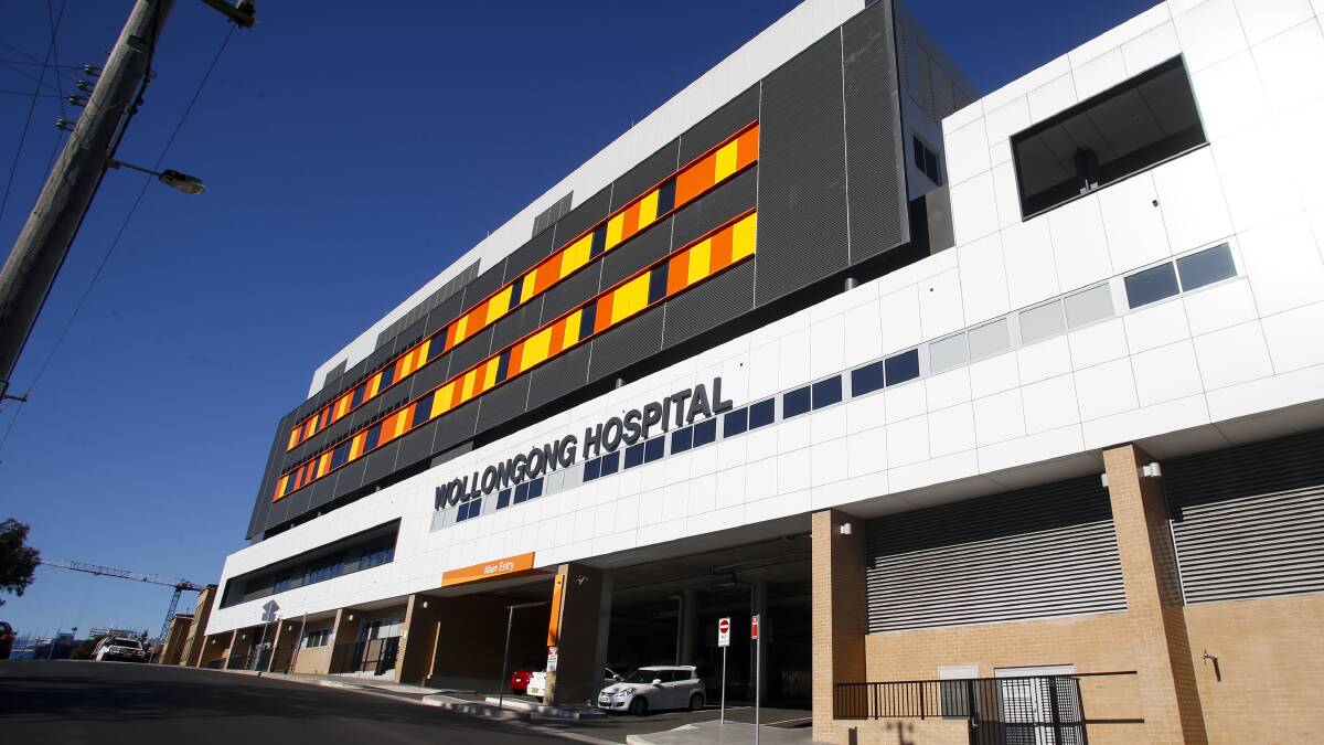 Illawarra health district imposes tighter hospital visitor restrictions amid COVID-19 crisis