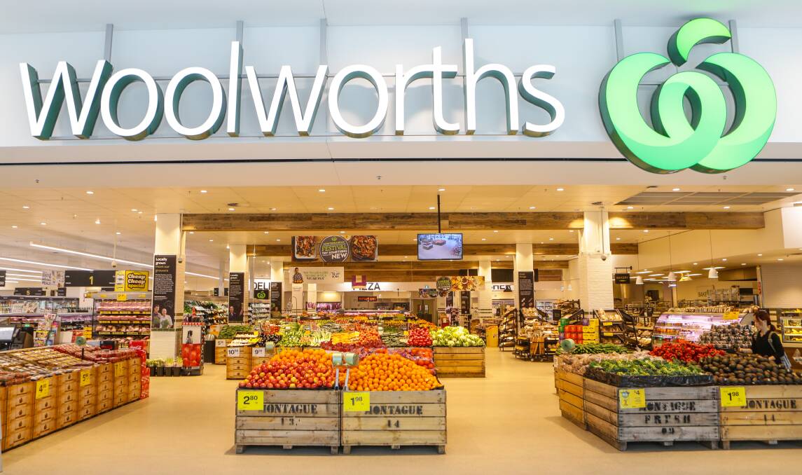 Woolworths slammed over plan to make staff work on Christmas Day