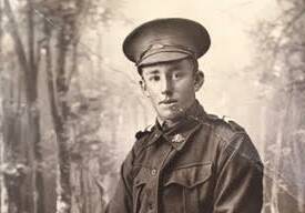 Les Harrison, a carpenter from Aberdeen in NSW, was 21 when he enlisted to fight in WWI.
