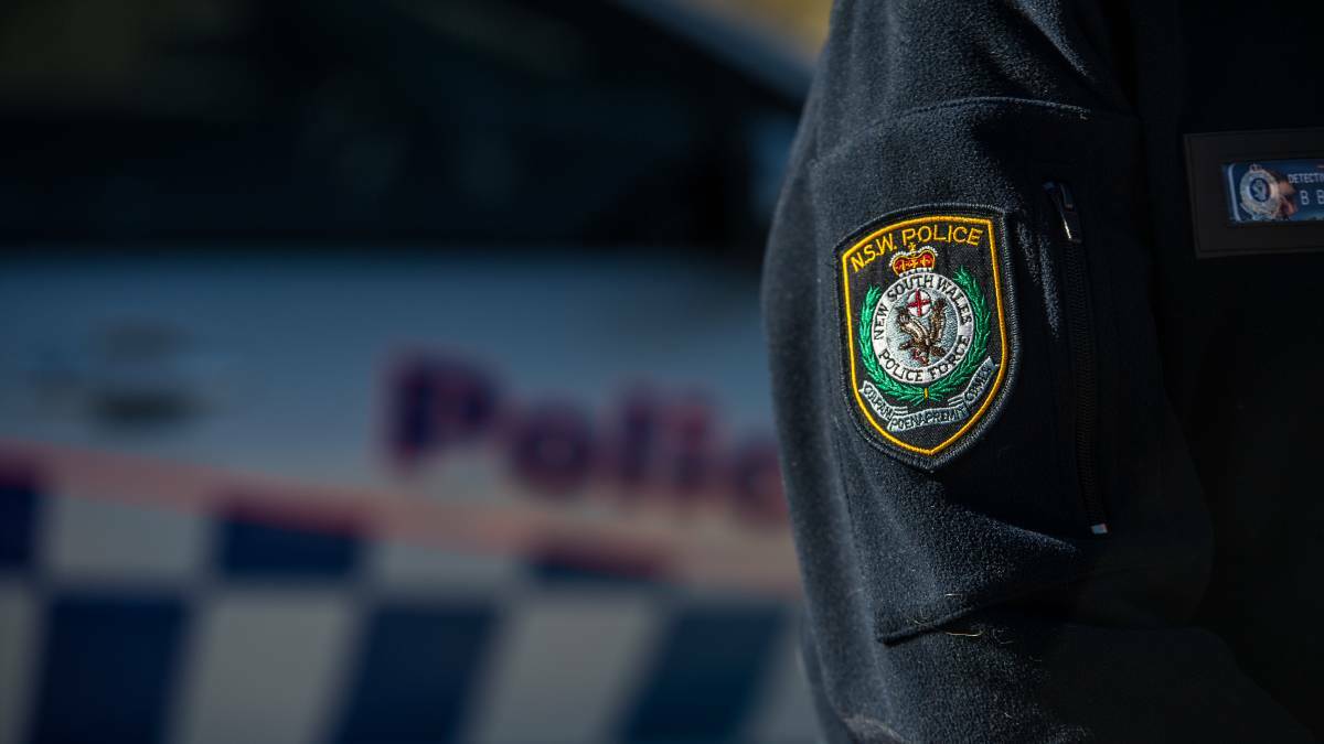 Wollongong man bites police officer during arrest
