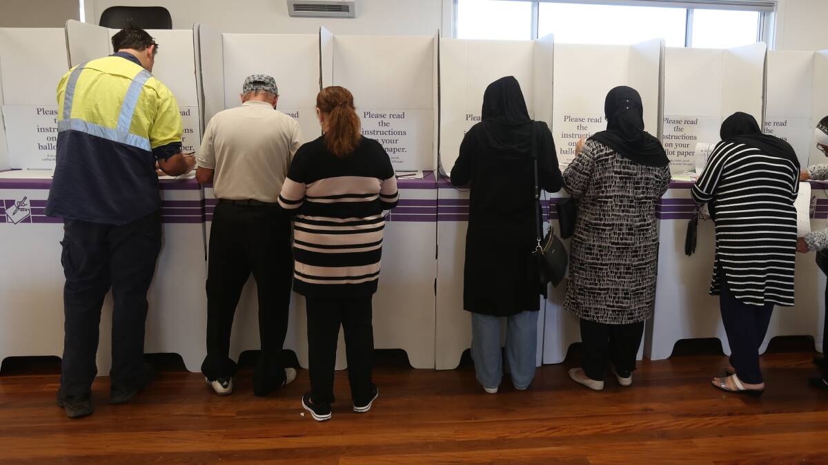 POLLING DAY: Voting at the Cringila Community Centre on election day 2019. Picture: Robert Peet