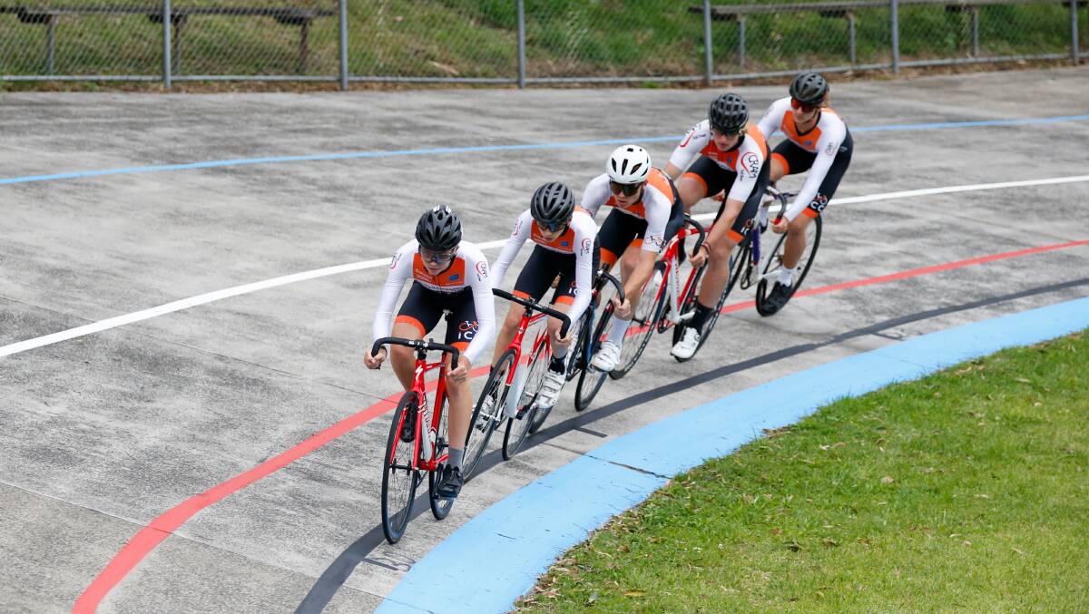 Ready to race: The Illawarra Cycle Club under-17 men's team pursuit squad finalise preparations for the NSW Championships. Picture: Anna Warr