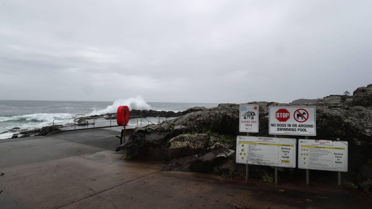 Councils don't have to close off rock pools in wild weather, but should they?