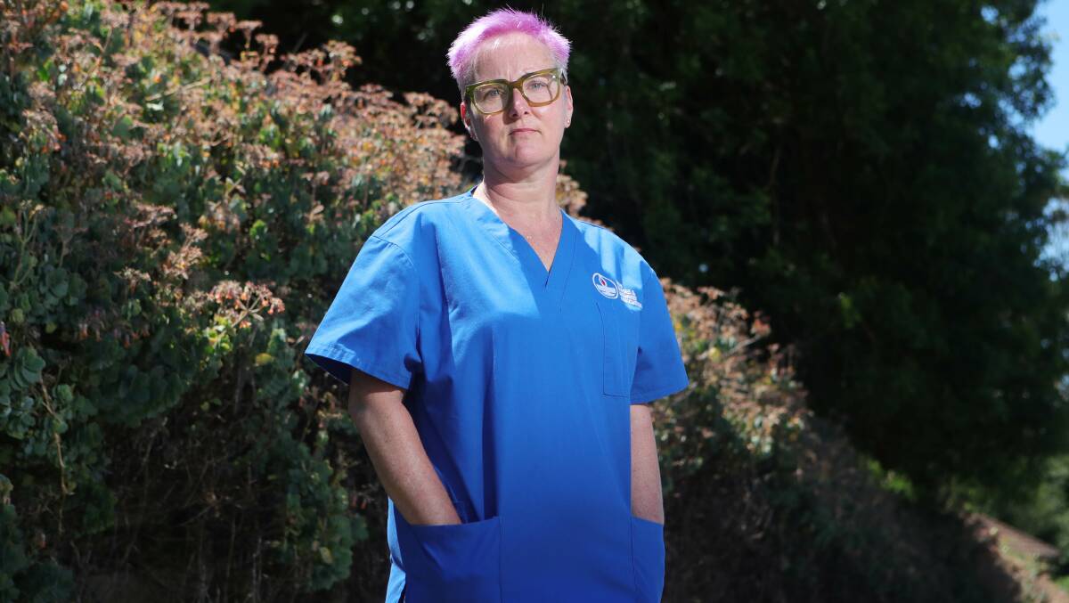 Wollongong Hospital NSWNMA branch president Bianca Vergouw applauded the district effort to fill vacancies, but said nurses were still "not feeling it on the floor".