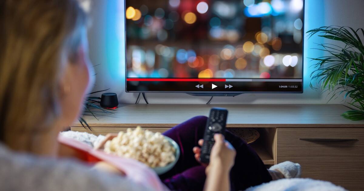 Binge-watching late at night? New health guidelines to target adults' screen use