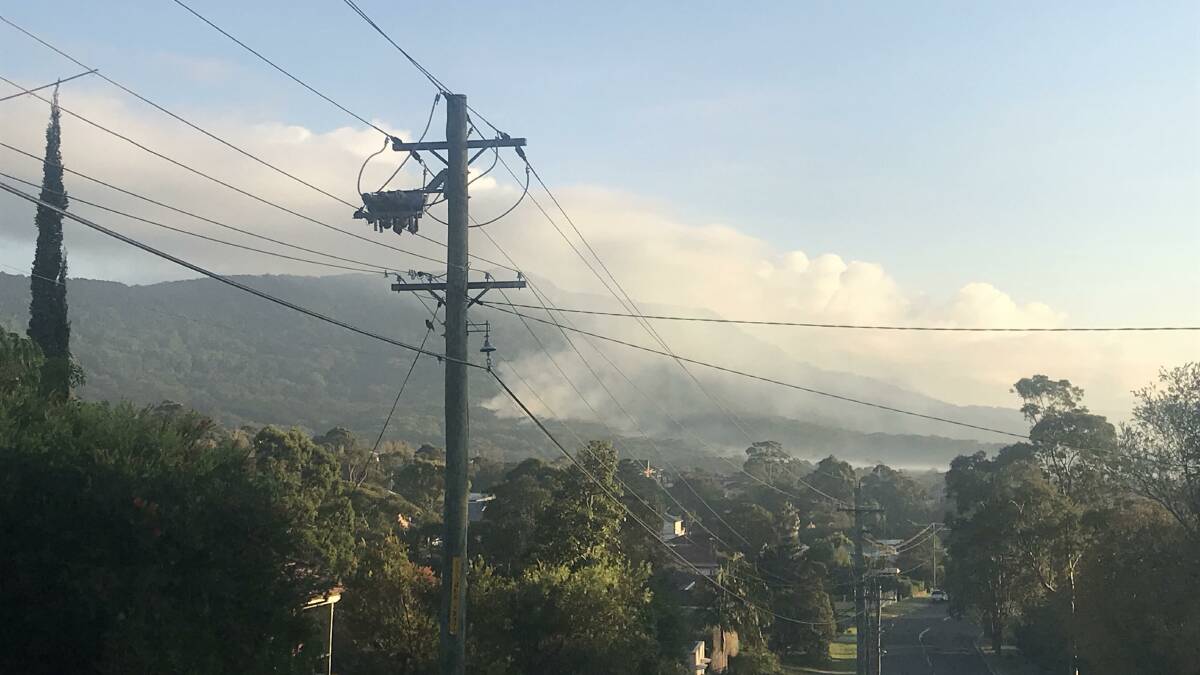 Smoke has blanketed much of the northern Illawarra. Picture: Kate McIlwain.