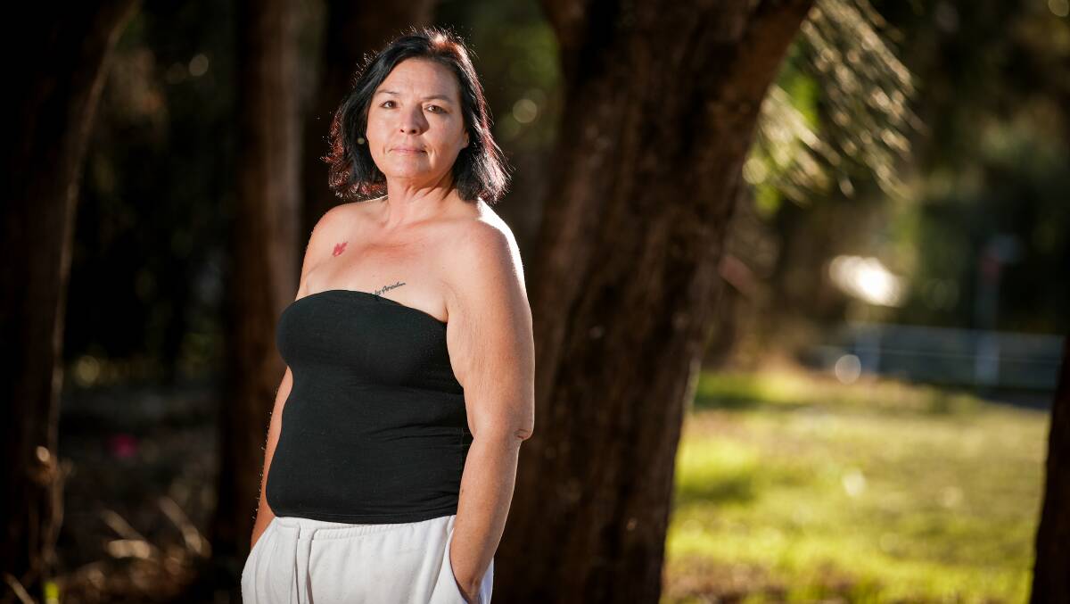 Oak Flats woman Jeannine Russell said she had been forced to forgo medical treatment and seek help at the already overburdened emergency department after her GP stopped bulk billing. Picture by Adam McLean.