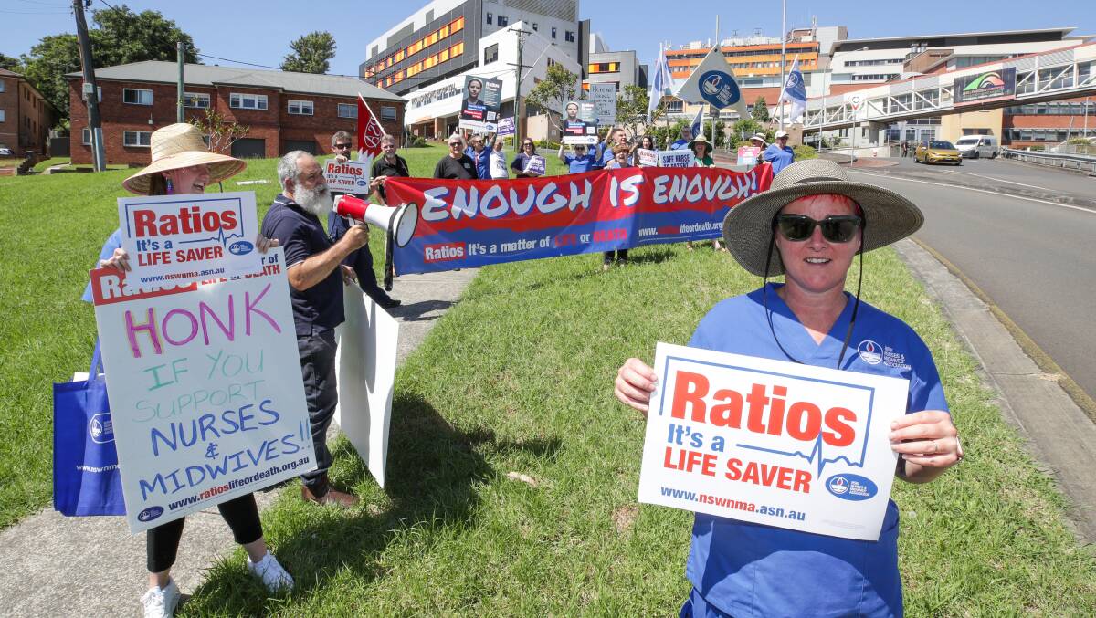 Wollongong hospital branch president of the nurses' union Bianca Vergouw rallied outside the hospital on Thursday to call on people to vote for better staffing. Picture by Adam McLean.