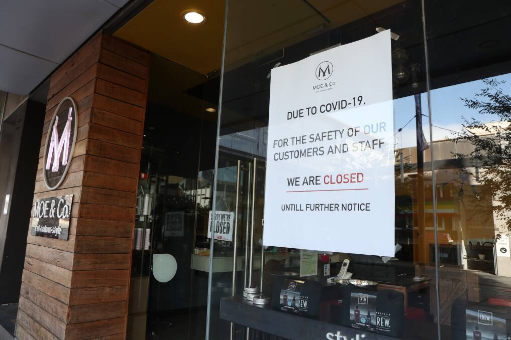 Ghost town: Illawarra retailers shut as shoppers heed advice to stay home