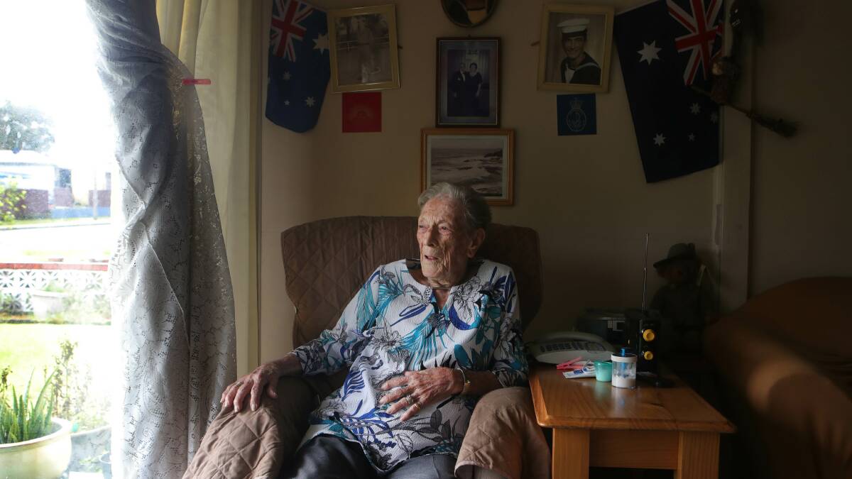 Helping her pain: 99-year-old Wollongong woman's experience using medicinal cannabis
