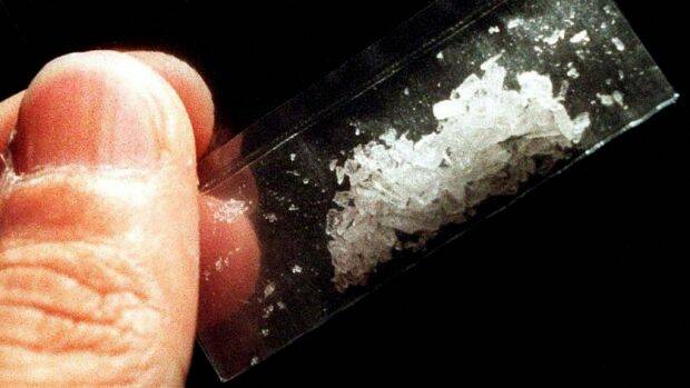 Gobble, gobble: Illawarra man jailed after putting bags of ice in his mouth during arrest