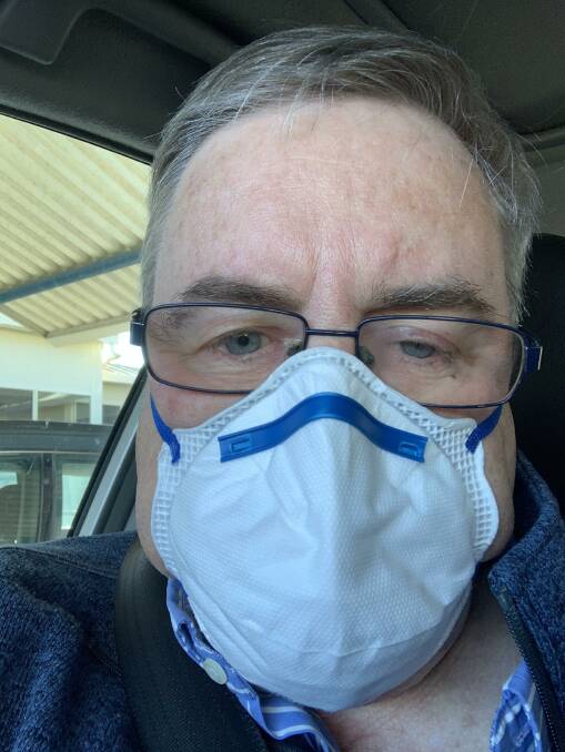 Nowra surgeon Martin Jones urged local residents to wear masks. Image supplied 