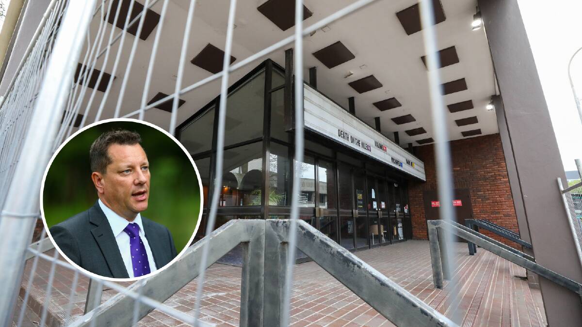 Wollongong politician Paul Scully has called on parent company EVT to "tidy up" their Greater Union Wollongong site. Main image by Adam McLean.