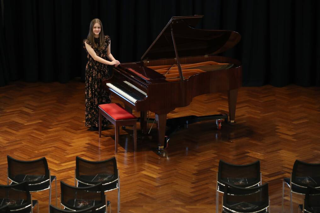 KICK START: Singer Charli Baraldi will perform at a new monthly concert series at Wollongong Art Gallery, starting August 4, made possible with the donation of a grand piano. Picture: Robert Peet