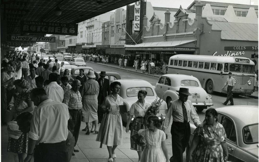Crown Street, Wollongong, 1957. Photograph by Arthur Cratchley. Cratchley was a professional photographer commissioned to capture the Illawarra for a book promoting the region in the 1950's called Sublime Vision.
