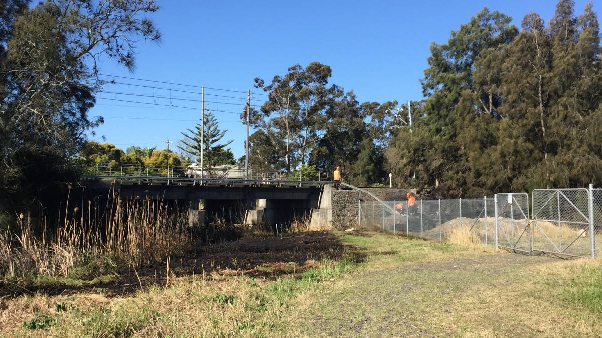 Around one hectare of bush was burnt after a grass fire started in Albion Park Rail on Wednesday. Picture: Sylvia Liber
