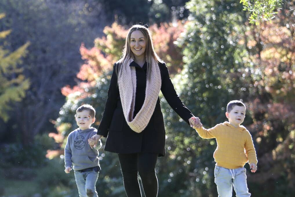 Former Married At First Sight star, Wollongong mum Poppy Jennings with her four-year-old twins Jett and Isaiah. Picture: Adam McLean