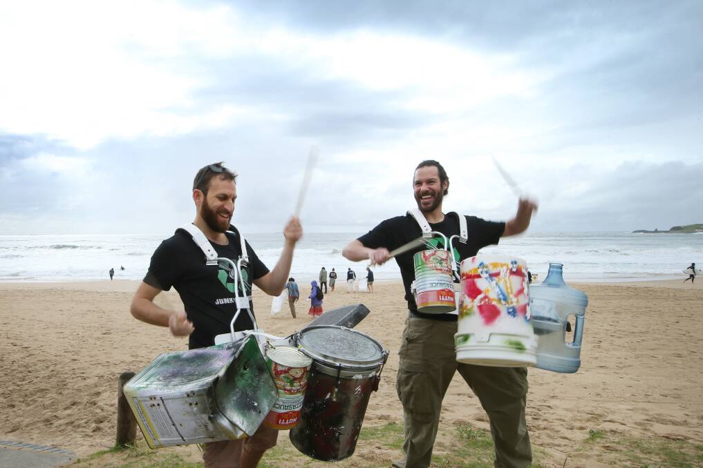 Oded Prior and Theo Fontes from Junkyard Beats perform at a Wollongong beach clean in 2019. Picture: Sylvia Liber