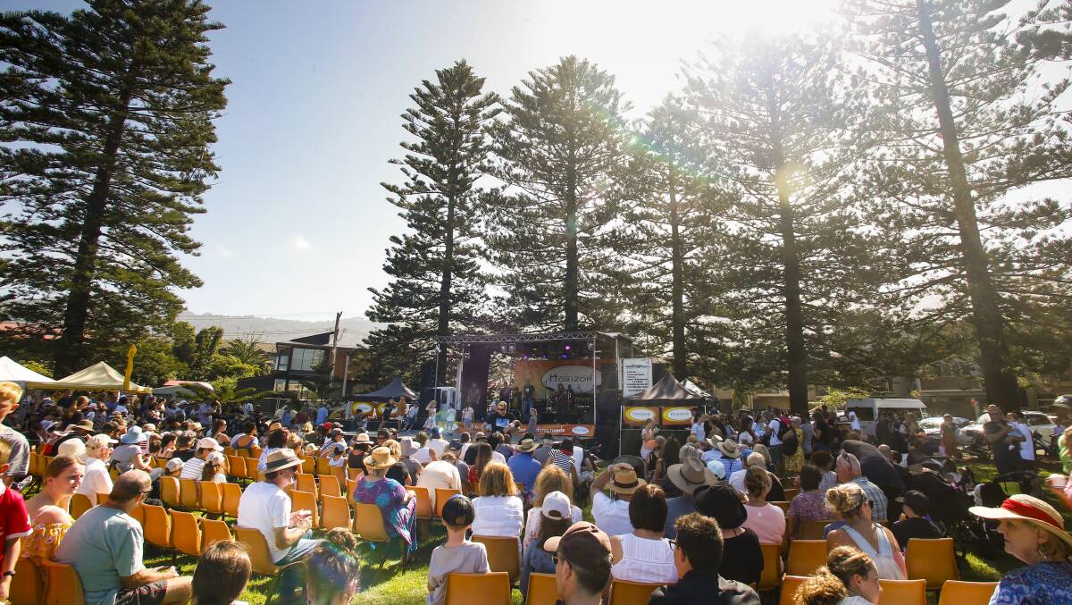 Pre-pandemic, when the sun shone at the annual Thirroul Seaside and Arts Festival in 2019. Pictures: Anna Warr